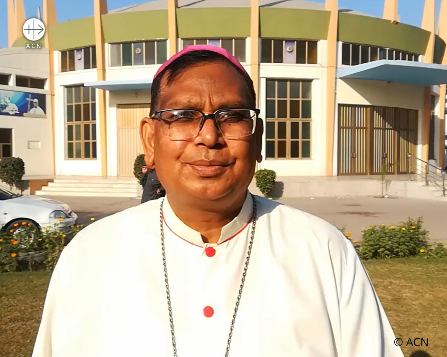 Pakistan – Bishop calls for better security after policeman kills two ...